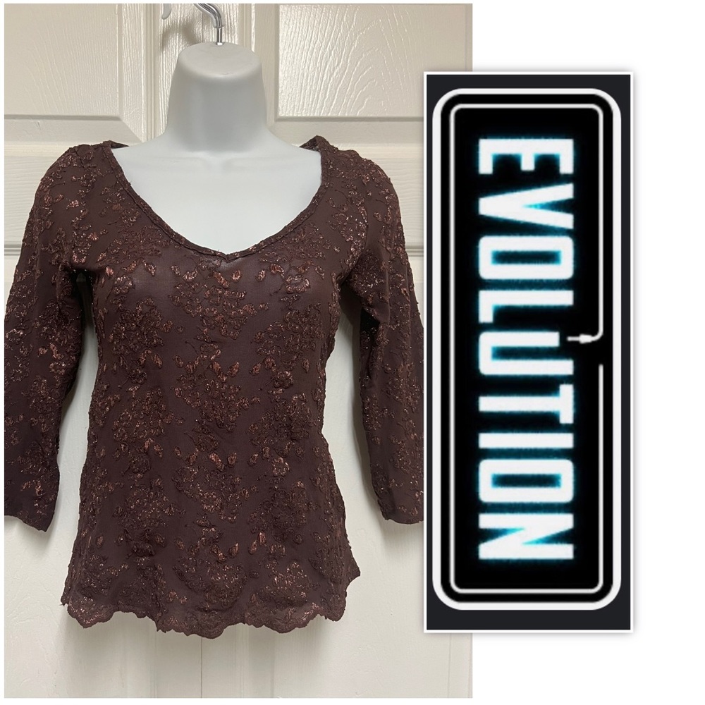 Evolution Cranberry Stretch Cropped Shirt